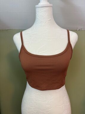 Aerie Scoop Neck Cropped Textured Tank with Built-In Bra